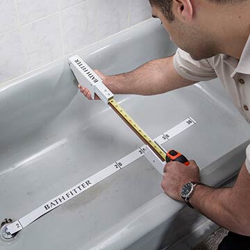 bath-fitter-innovative-process-bathtub-measure